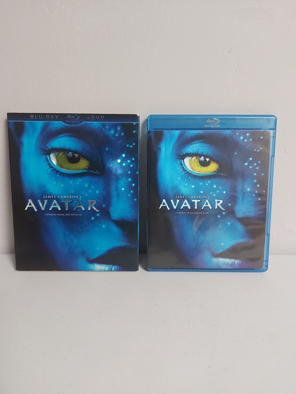 James Cameron's Avatar Blu-Ray + DVD Combo w/ Slipcover Canadian Bilingual